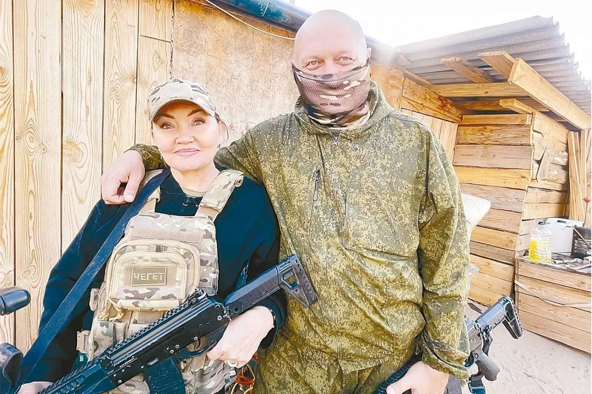 Чегет и лидер волонтерской группы «РоссияVместе»  Валерия Гуляева в зоне СВО.