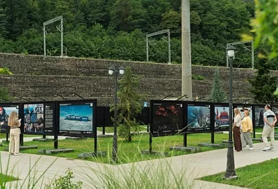 Более миллиона человек посетили выставку «Хрустальный компас. Планета героев» в Красной Поляне