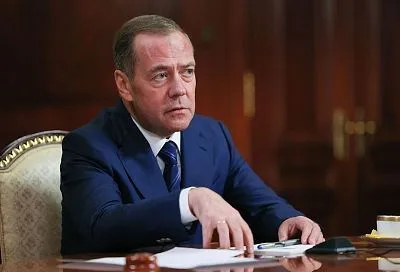 «Или великая держава, или никакая»: Дмитрий Медведев дал интервью о стратегии развития страны