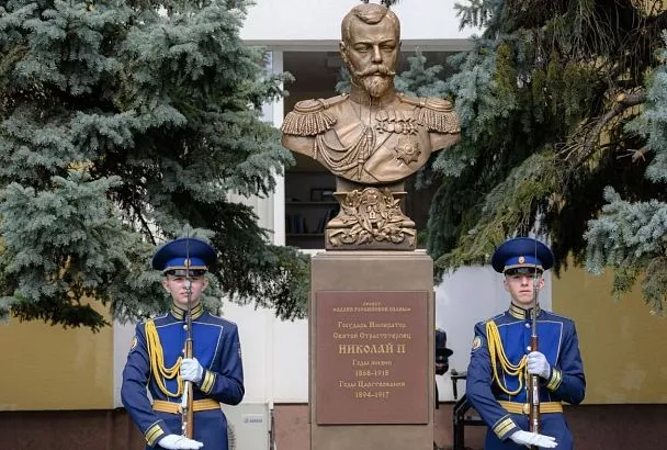 Прикоснуться к истории: на Кубани открыли три мемориала членам царской семьи