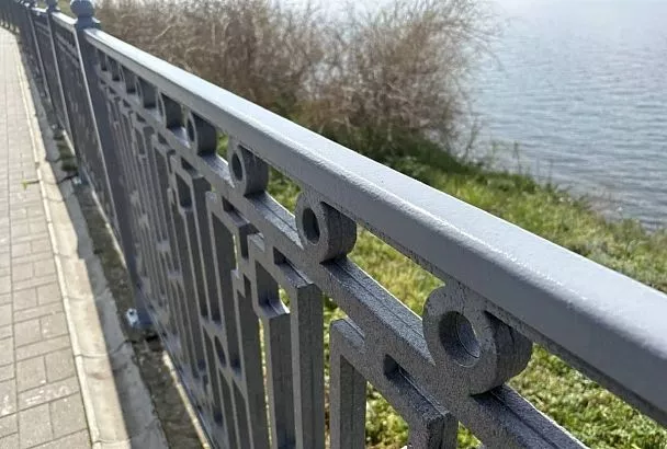 Масштабные покрасочные работы: в Анапе идет подготовка к курортному сезону