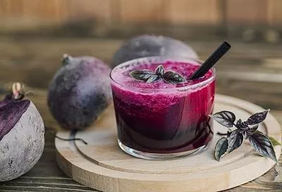 Полоскаю горло свекольным соком так - и облегчаю боль за 1 день без химии