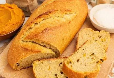 Этот хлеб пеку только в праздники - идеально подходит для брускетт. А секрет  - в одном секретном ингредиенте