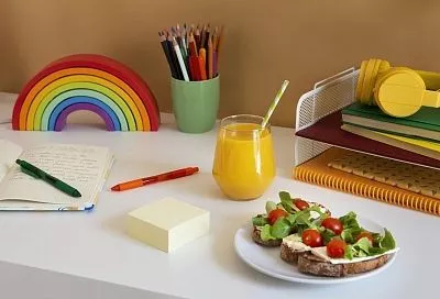 Как блюда за завтраком могут мешать учёбе: гастроэнтеролог о питании школьников 