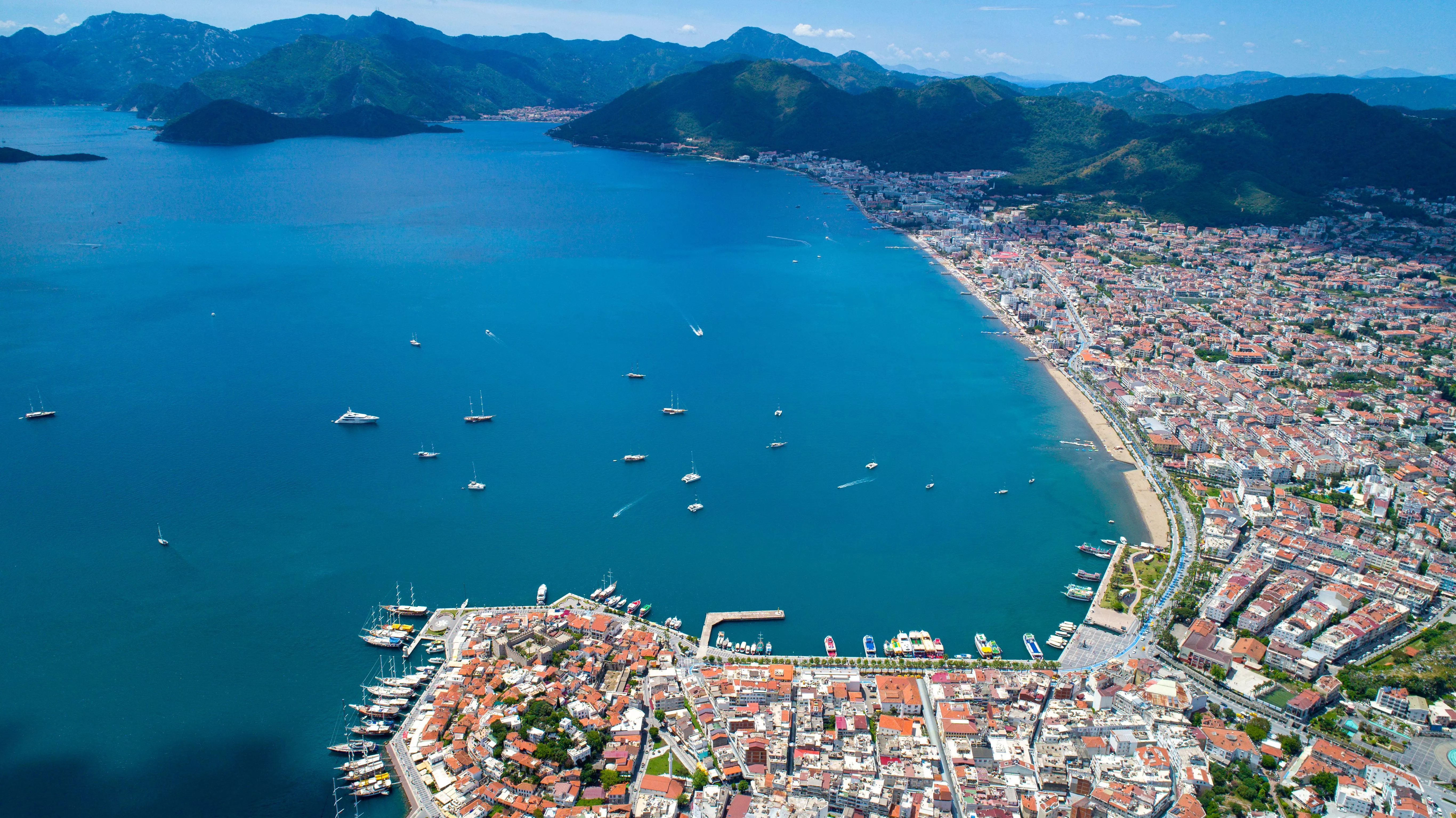 Роспотребнадзор прокомментировал сообщения о риске заражения смертельными бактериями в Турции