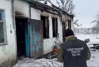 Названа предварительная причина пожара в доме на Кубани, где погибли женщина и трое детей