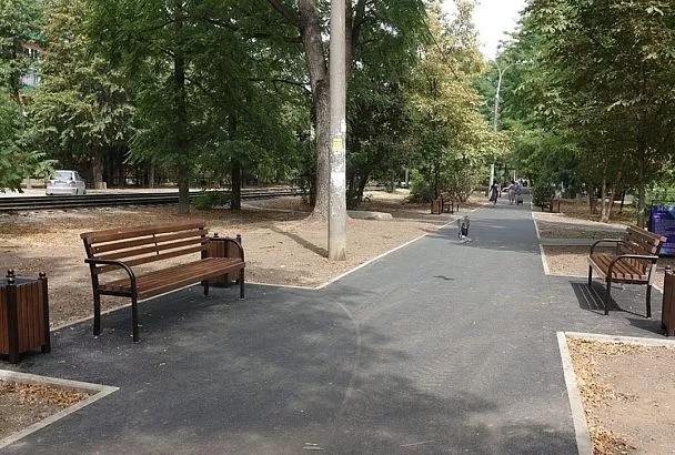 В Краснодаре благоустроили бульвар по улице им. Стасова