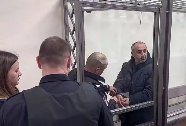 Глава Крымска Будагов останется под стражей