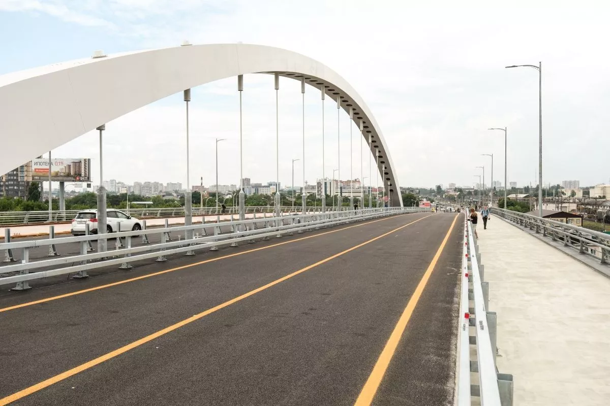 Движение на Яблоновском мосту в Краснодаре перекрыто