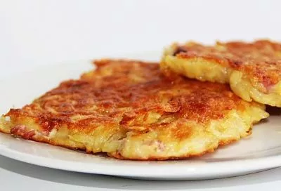 Пеку картофельные драники каждый выходные. Особенно вкусные получаются из молодого картофеля