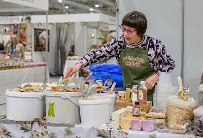 Более 500 фермерских хозяйств Краснодарского края представили свою продукцию на выставке «Кубанская ярмарка – Весенняя»