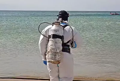 Завершаются работы по очистке морского дна от нефтепродуктов в поселке Джемете Анапы