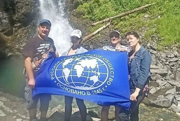 Путешественники Армавира совершили поход к водопаду Тамара