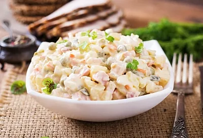 В Краснодарском крае рассчитали стоимость новогоднего салата «оливье» в трёх вариантах