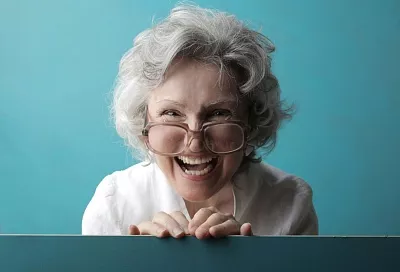 «Бабушки-аферисты» могут сесть: уголовные дела — единственный способ вернуть обманутым жильё