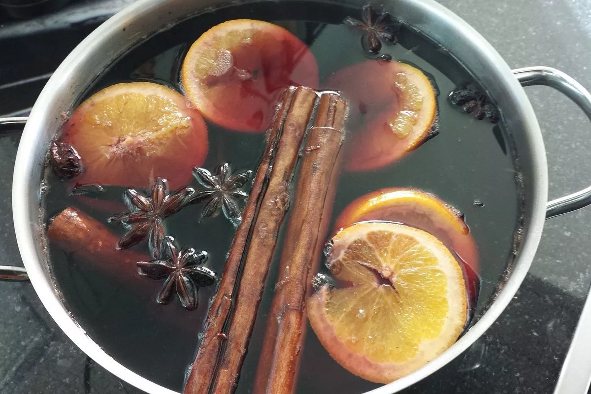 Средняя стоимость чашки глинтвейна в Краснодаре составила 272 рубля