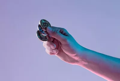 10% россиян готовы вложить деньги в криптовалюту