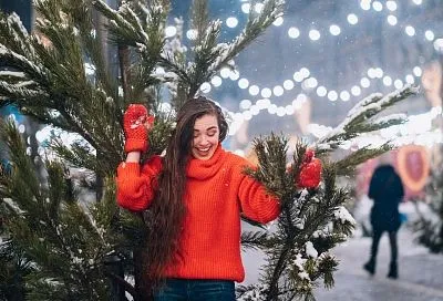 Украсят не только центр, но и села: в Геленджике обсудили новогоднее оформление курорта 