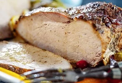 Сочное мясо из духовки всегда: делаем «уколы» для идеального результата