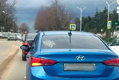 Жительница Кубани заплатит штраф за наклейку с нацистской символикой на машине