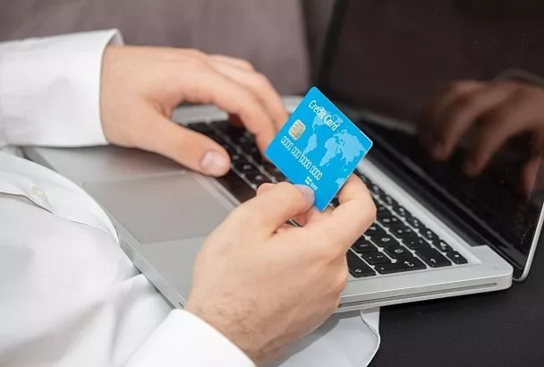 Новый закон запретит сервисам списывать деньги без предупреждения