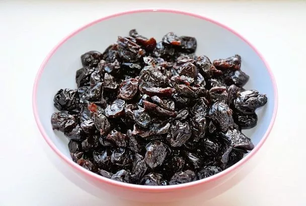 Съел - и порядок! Что делает чернослив самым полезным для сердца продуктом