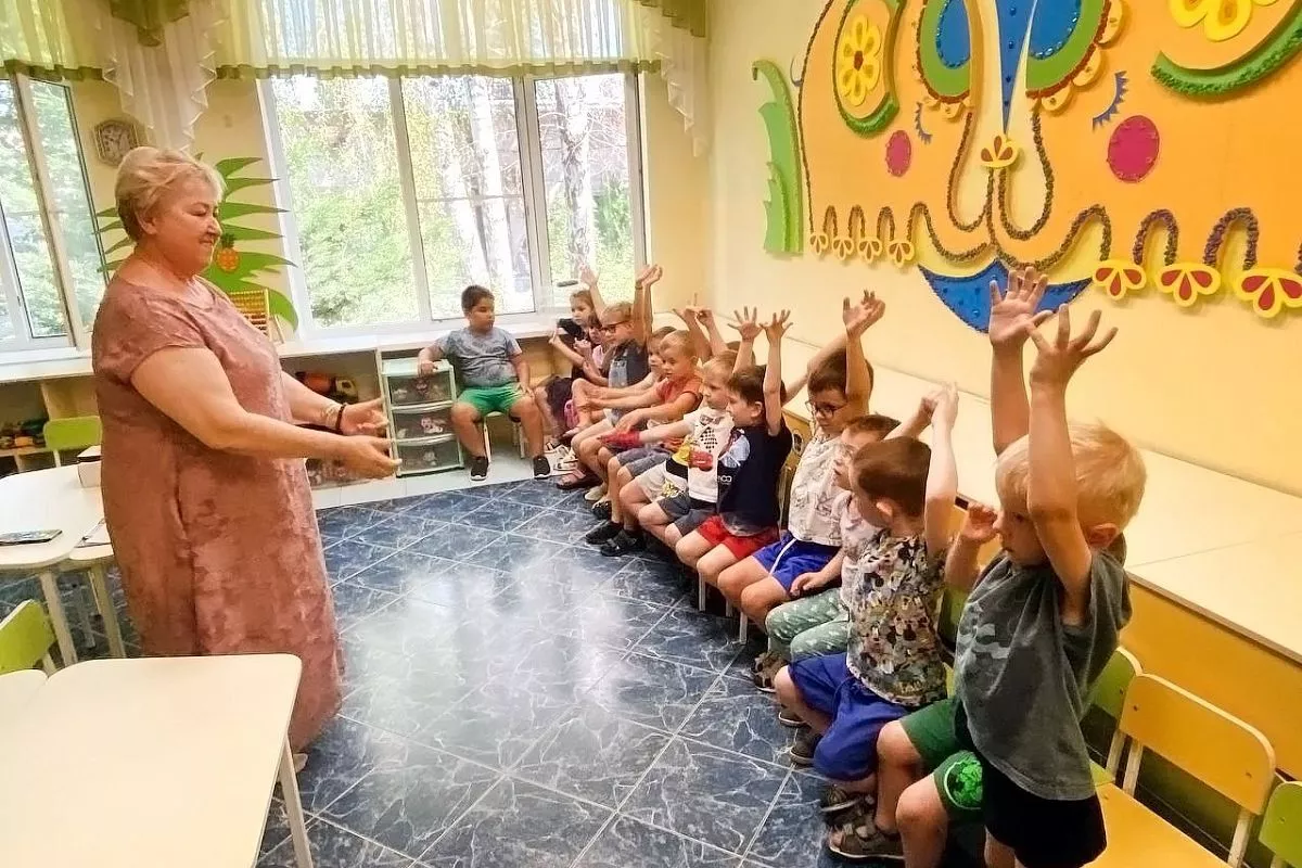 Ребятам важно находиться в коллективе и развивать навыки общения.