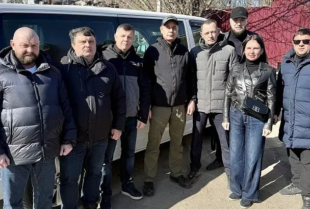 Кубанские парламентарии доставили гуманитарную помощь в зону спецоперации