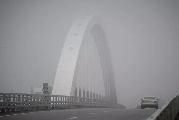 Густой туман окутал Краснодар