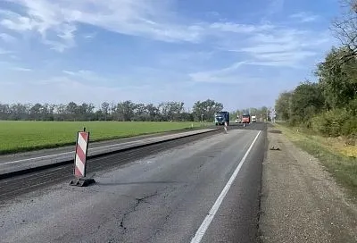 Шестикилометровый участок краевой автодороги отремонтируют неподалеку от станицы Тбилисской
