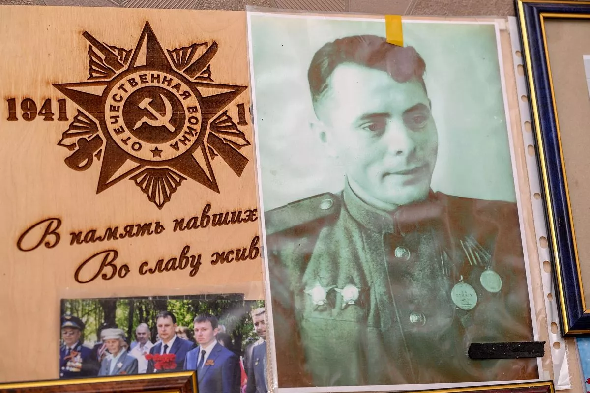 Василий Константинович участвовал в освобождении Кубани, оборонял Кавказ и встретил Победу в Дрездене. Однако вспоминать о тех годах не любит. ﻿