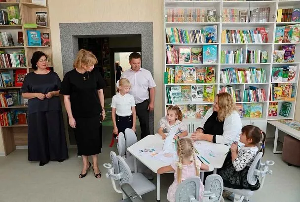 В Брюховецком районе по нацпроекту открыли модельную библиотеку