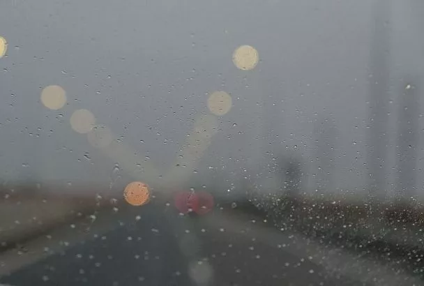 Мощные ливни, град и смерчи: на Сочи и Сириус обрушится непогода