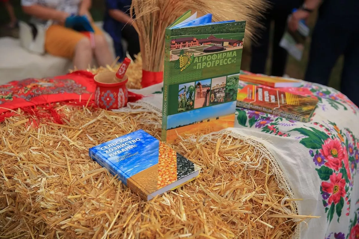 Экотур привлек внимание и продемонстрировал богатый потенциал территории для дальнейшего развития туризма. Экотур привлек внимание и продемонстрировал богатый потенциал территории для дальнейшего развития туризма.