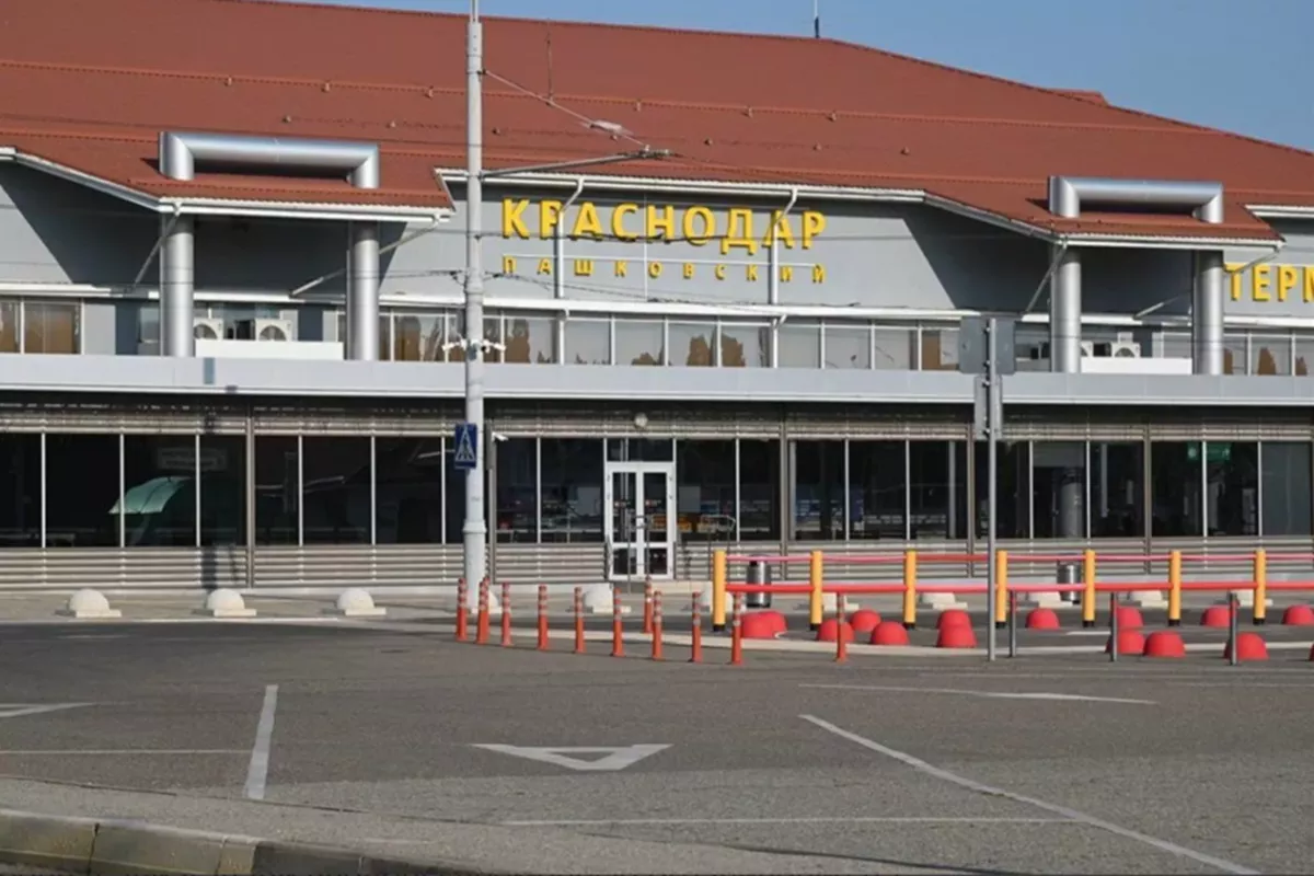 Изменения в расписании возможны в аэропорту Краснодара из-за частичного ограничения воздушного пространства в регионе