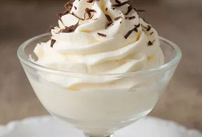 Крем, превращающий любой торт в произведение искусства: одна деталь придает текстуре нежность шелка: для приготовления сливочного крема необходимы охлажденные ингредиенты