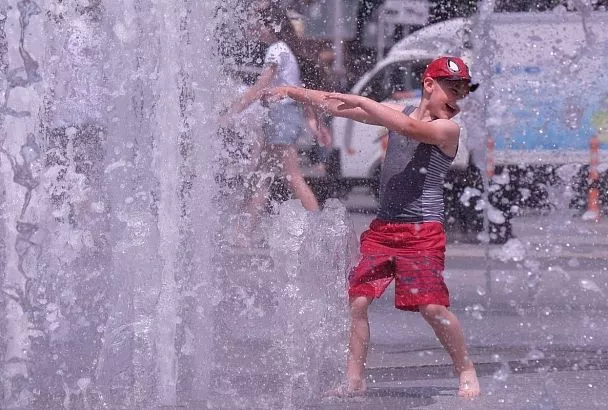 Синоптик Вильфанд предупредил об аномальной жаре в Краснодарском крае