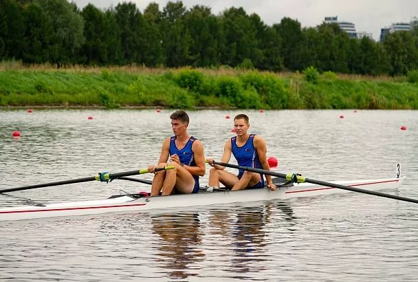 17 медалей завоевали кубанские гребцы на чемпионате России в Москве