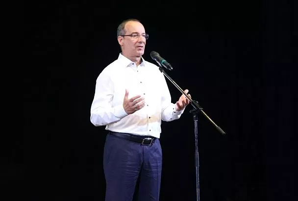 Руководитель парламента Юрий Бурлачко поздравил студентов и преподавателей КубГАУ с началом учебного года