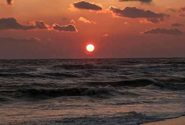 До +21 градуса прогреется воздух на побережье Черного моря в Краснодарском крае, но не везде