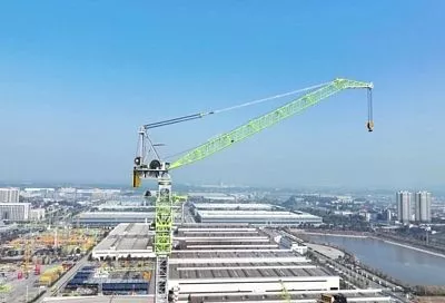 В Китае создали самый высокий в мире башенный кран для ветрогенераторов