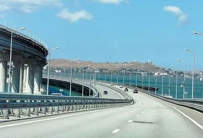 Крымский мост открыли для проезда. В очереди более 550 автомобилей