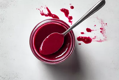 Универсальный соус из винограда, яблок и халапеньо