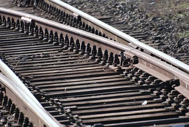 Движение поездов в Ростовской области после схода вагонов восстановлено