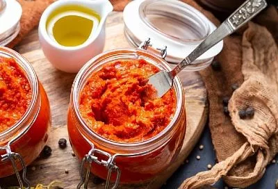 Яркая, жгучая, твоя: делюсь рецептом натуральной сырой аджики, без которой ваш муж больше не будет садиться за стол 