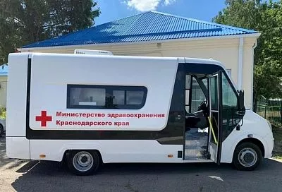 Ленинградская ЦРБ получила мобильный ФАП в рамках нацпроекта