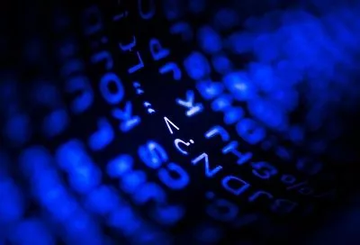 Синхронизация назад во времени: российские учёные нашли способ ускорить шифрование данных с помощью хаоса