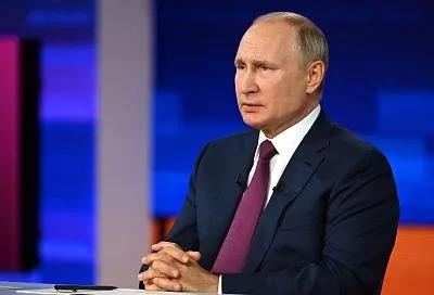 Путин поручил проработать ограничения сервисов для общения из недружественных стран