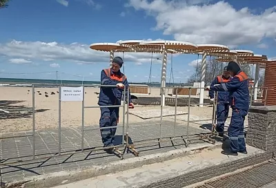 Центральный пляж Анапы закрыли для прогулок из-за отсыпки песка