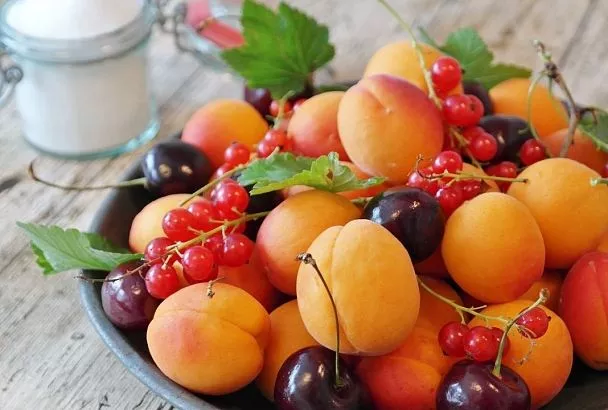 Эти летние фрукты обязательно надо есть всем «сердечникам» и тем, кто хочет поддержать здоровье главного органа в организме